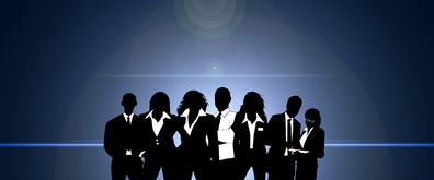 乐鱼体育登录-LPL团战战术如行云流水，lol团战集锦